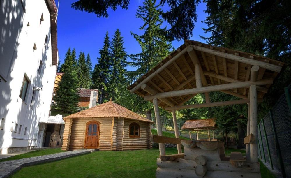 Pensiunea Constantin Ranca Exteriör bild